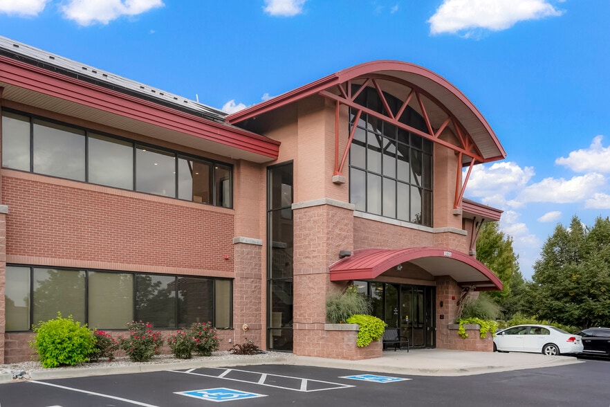 10789 Bradford Rd, Littleton, CO for sale - Building Photo - Image 2 of 9