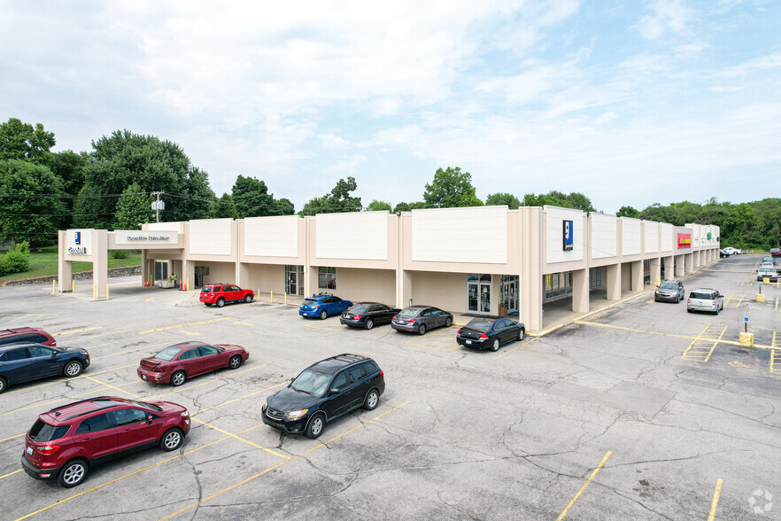 5615 Outer Loop, Louisville, KY for sale - Building Photo - Image 1 of 1