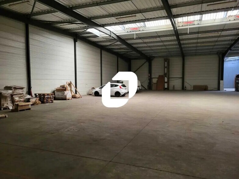 Office in Mérignac for lease - Interior Photo - Image 2 of 7