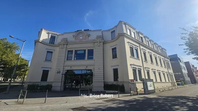 Office in Lyon for lease Building Photo- Image 1 of 8