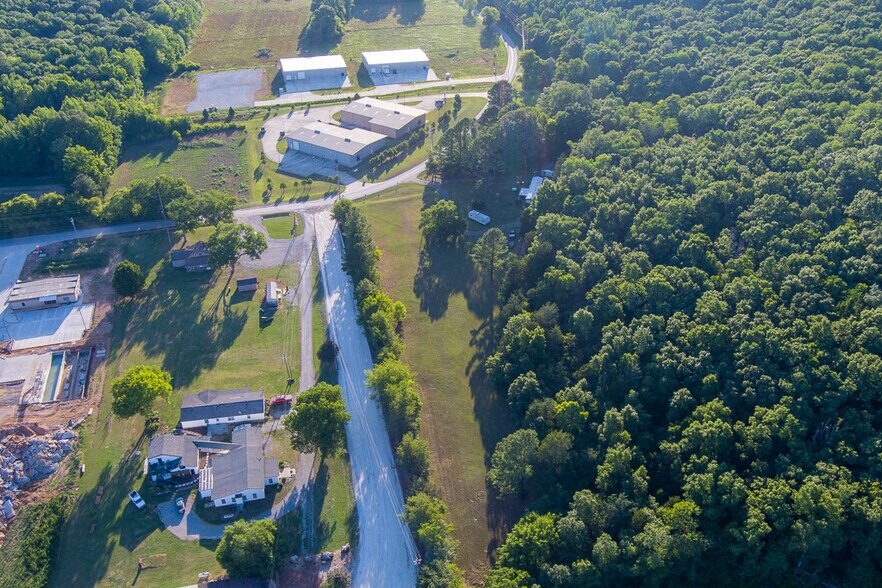 463 Blake Bottom Rd, Huntsville, AL 35806