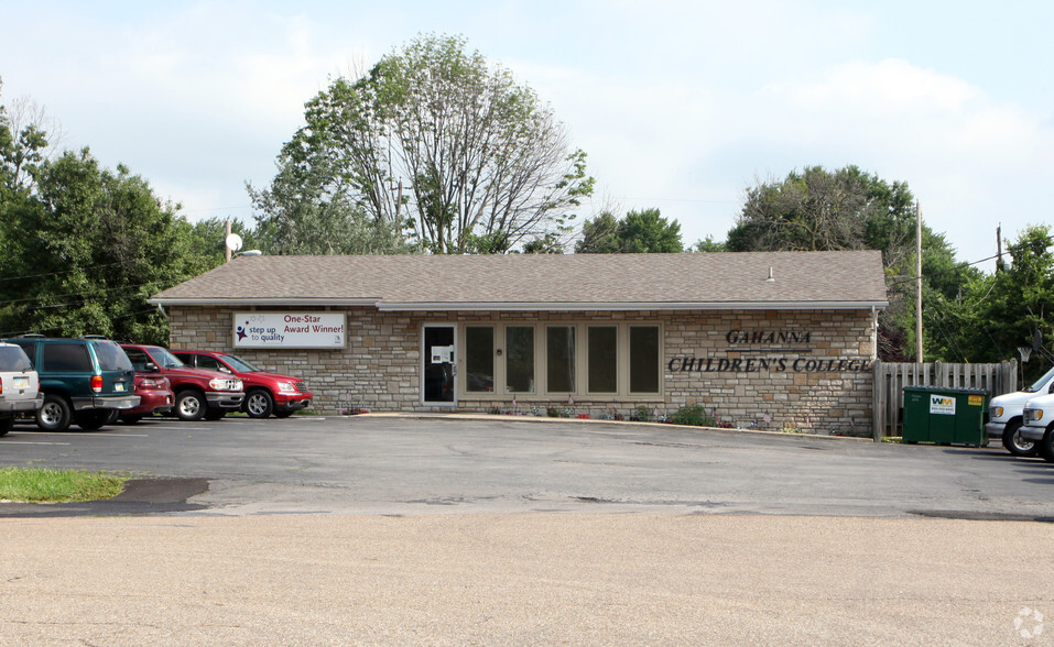 230 Agler Rd, Columbus, OH for sale - Building Photo - Image 1 of 13