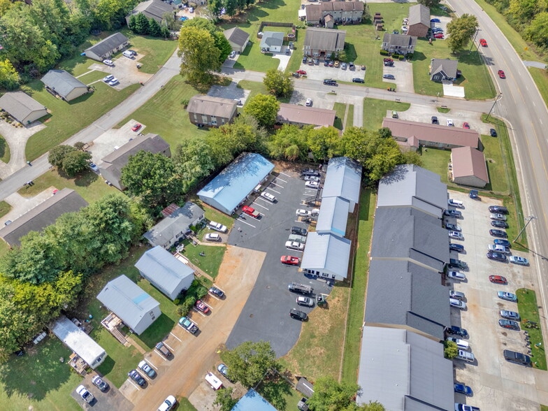 Villa Court Apartments portfolio of 2 properties for sale on LoopNet.com - Building Photo - Image 3 of 34