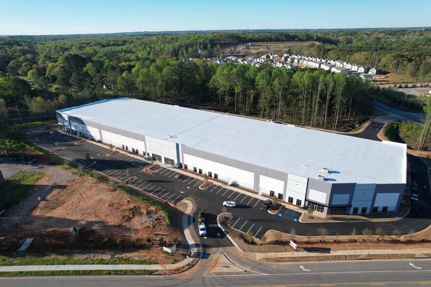 11425 Lewis Braselton Blvd, Braselton, GA for lease - Building Photo - Image 1 of 3