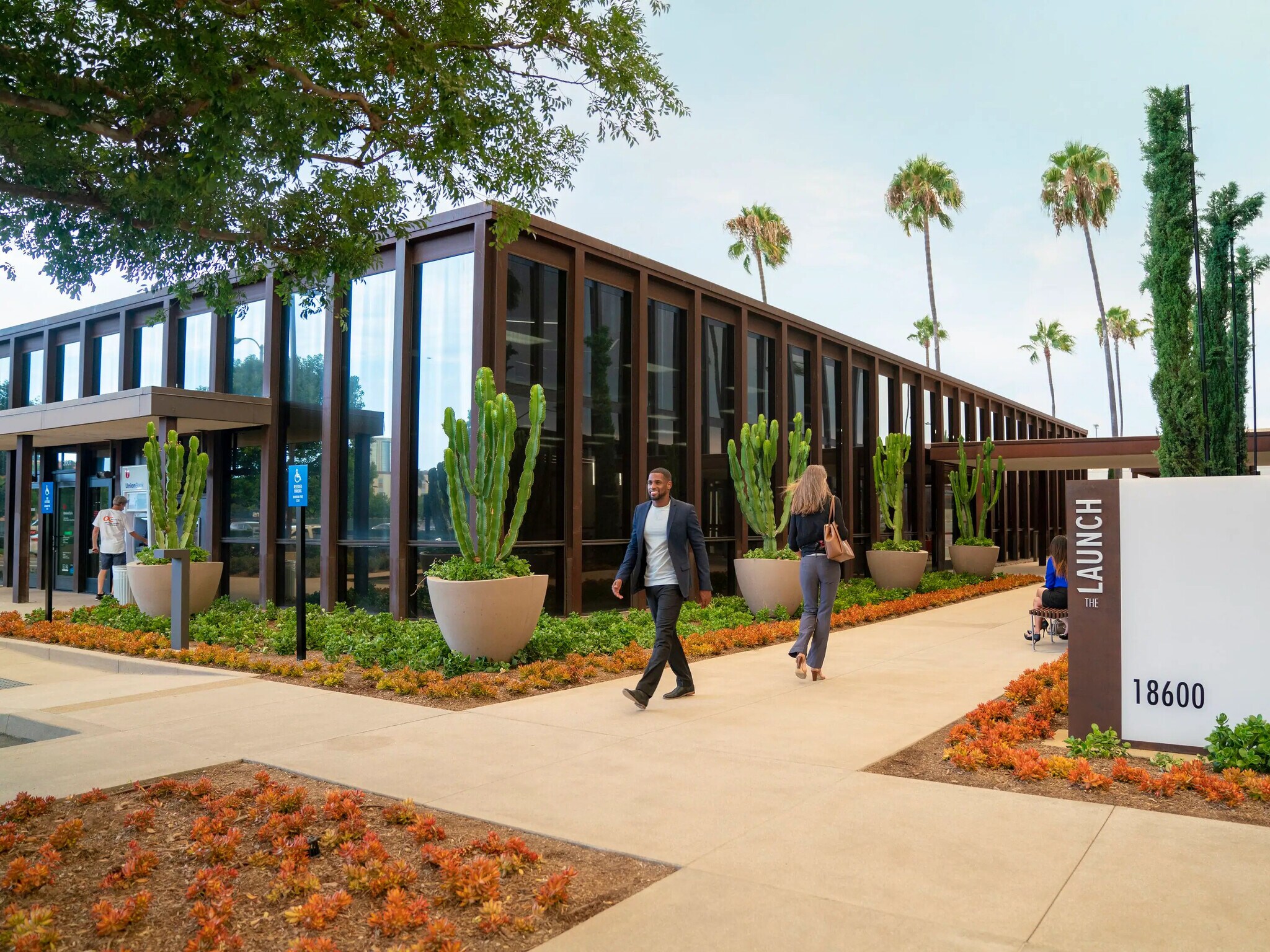 18600 MacArthur Blvd, Irvine, CA for lease Primary Photo- Image 1 of 10