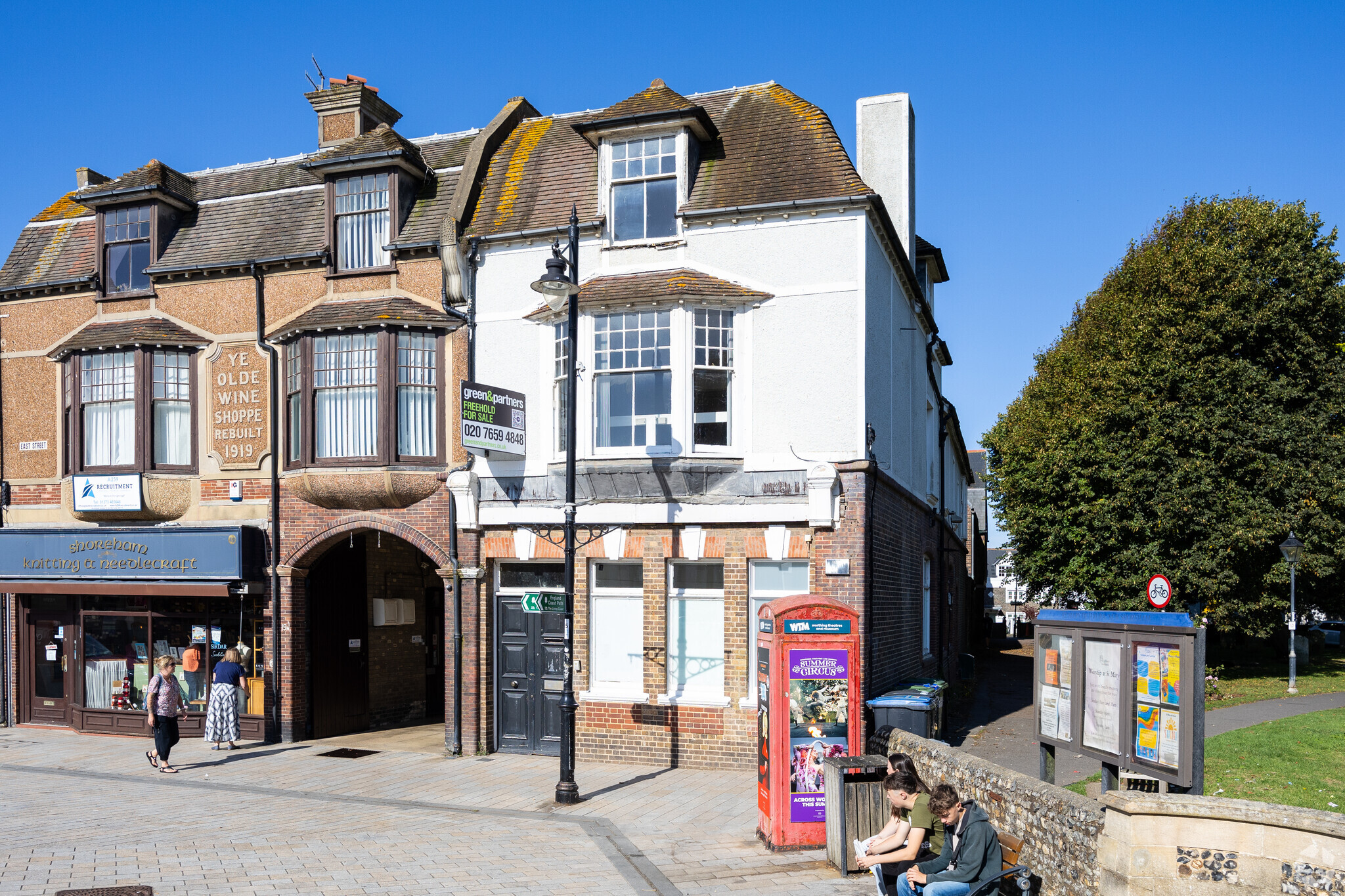 21 East St, Shoreham By Sea for sale Primary Photo- Image 1 of 3