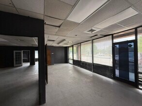 2641 Randleman Rd, Greensboro, NC for lease Interior Photo- Image 2 of 6