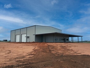 16500 W Highway 66, Yukon, OK for lease Interior Photo- Image 1 of 3