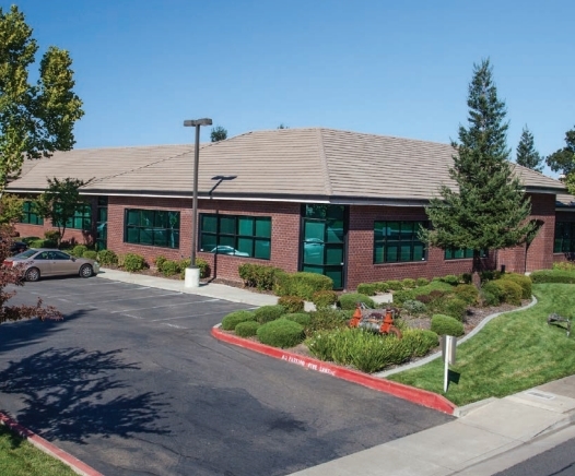 7410 Greenhaven Dr, Sacramento, CA for lease - Building Photo - Image 1 of 1