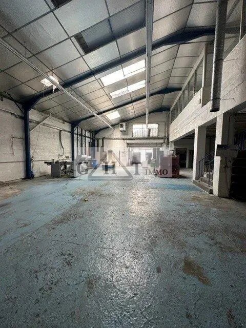 Industrial in Maisons-Alfort for sale Interior Photo- Image 1 of 8