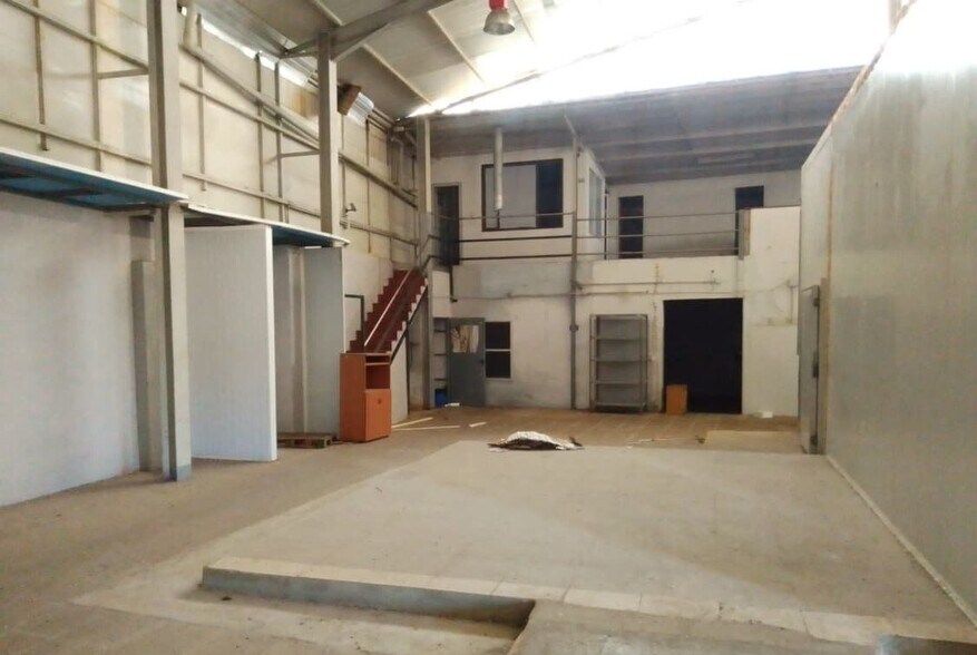 Industrial in València, Valencia for sale - Building Photo - Image 1 of 9