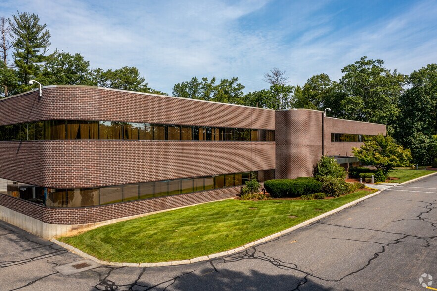 210 Littleton Rd, Westford, MA for sale - Primary Photo - Image 1 of 1