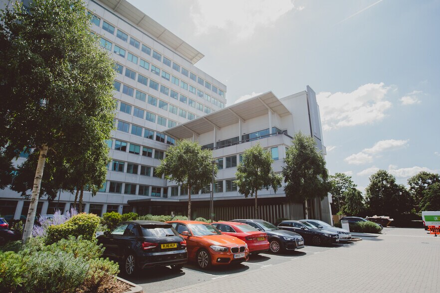 1-7 The Grove, Slough for sale - Building Photo - Image 1 of 1