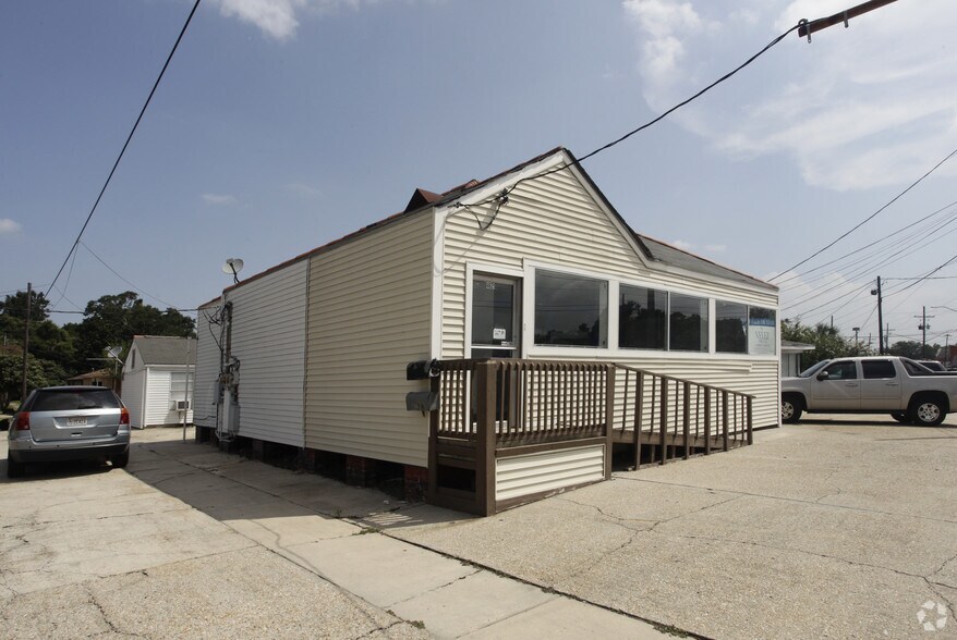 4621 Jefferson Hwy, New Orleans, LA for sale - Building Photo - Image 1 of 1