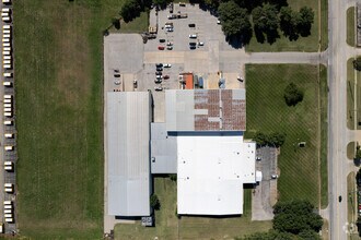 2810 S West St, Wichita, KS - Aerial map view - Image1