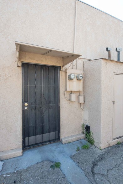 4328-4330 Maine Ave, Baldwin Park, CA for sale - Building Photo - Image 3 of 4