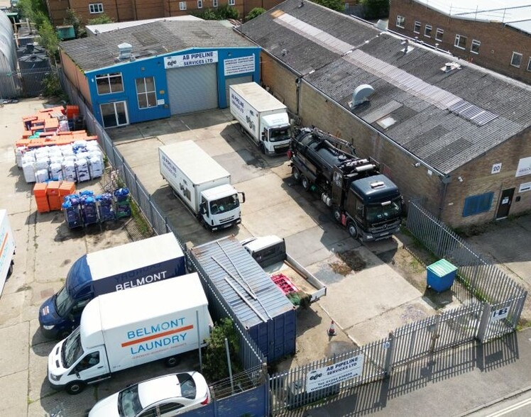 Blackwater Way, Aldershot for lease - Building Photo - Image 1 of 1