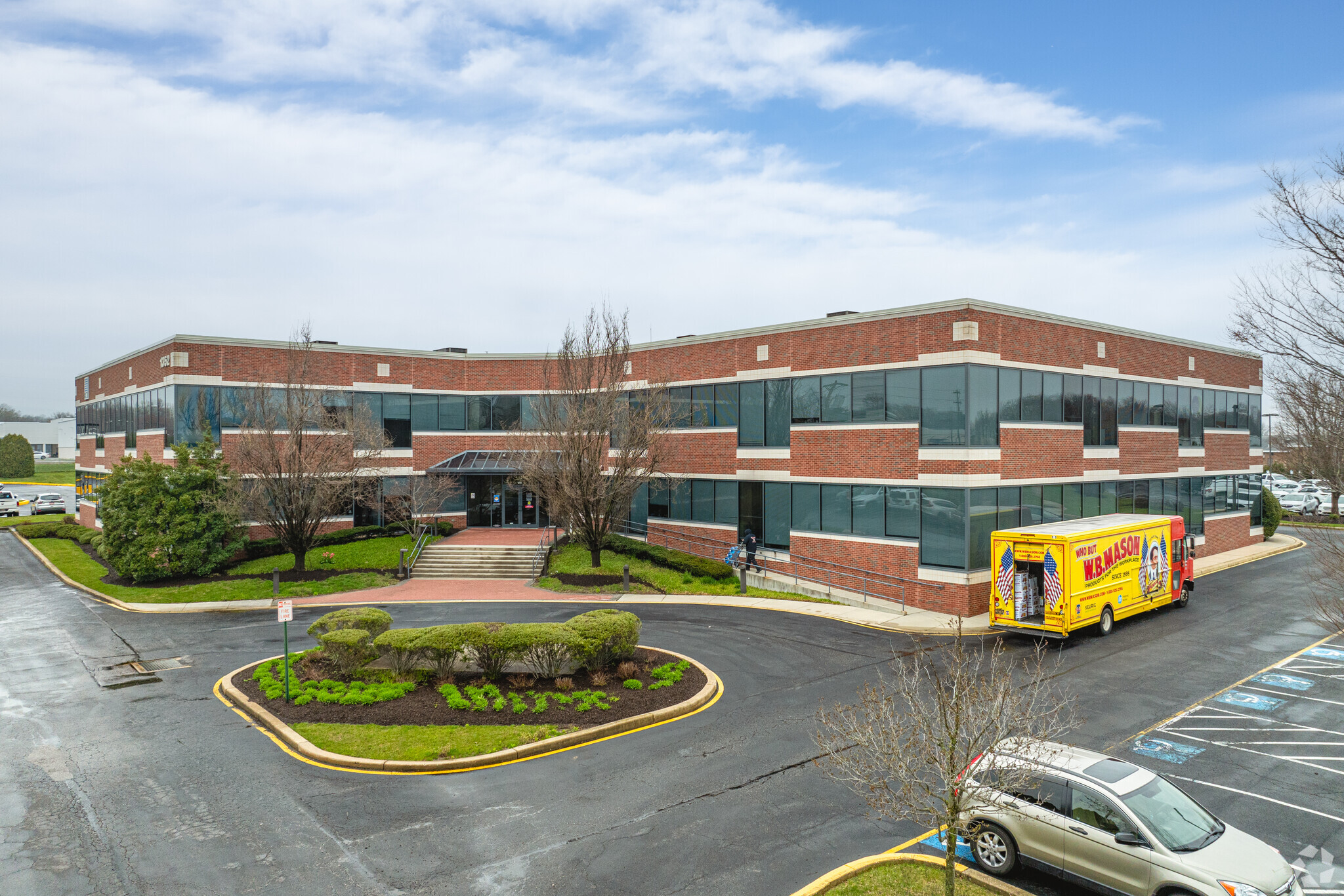 1352 Marrows Rd, Newark, DE for lease Building Photo- Image 1 of 6