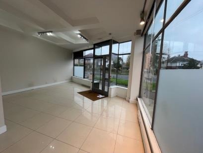 1229 Christchurch Rd, Bournemouth for lease - Interior Photo - Image 2 of 3