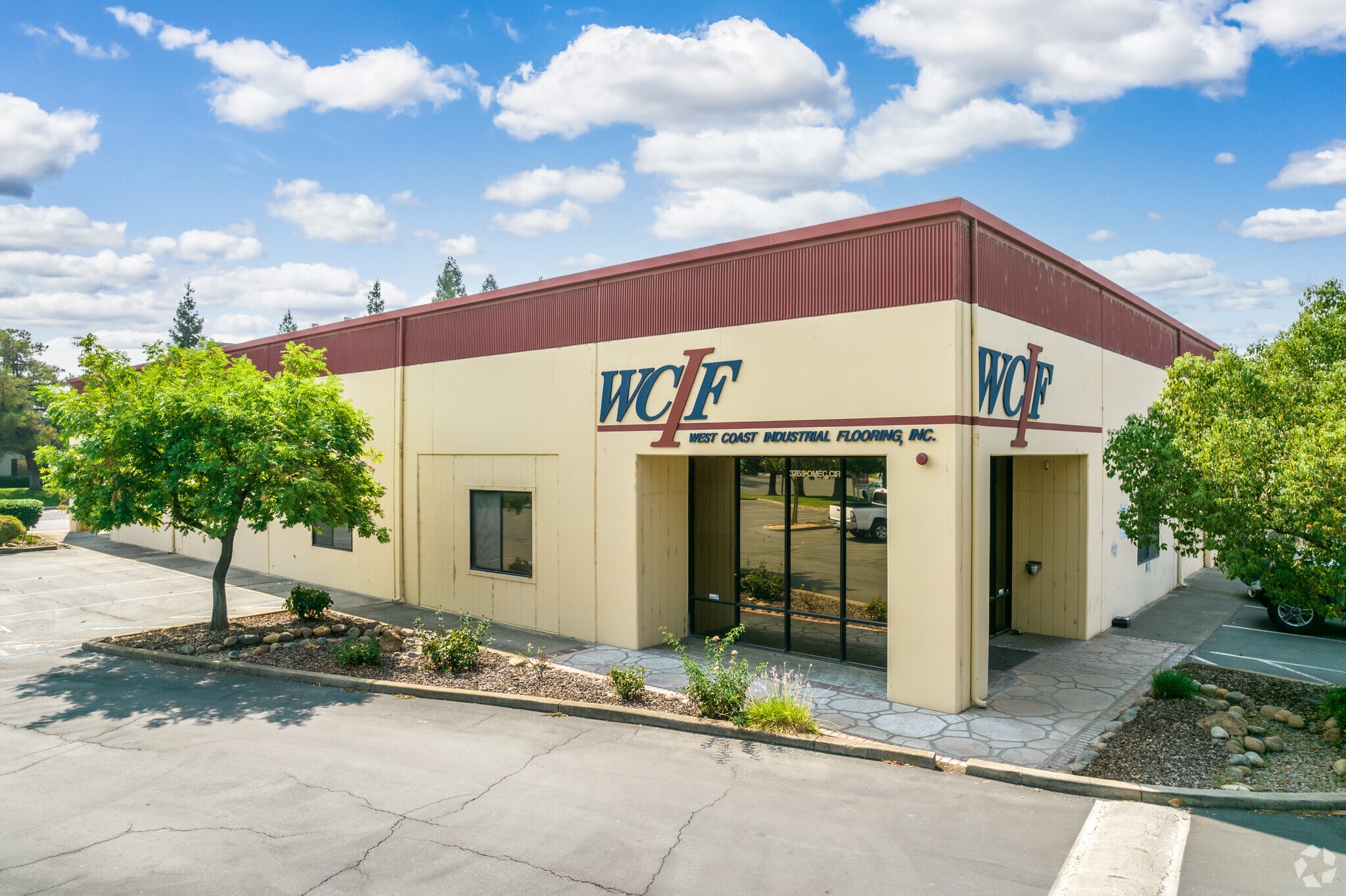 3765 Omec Cir, Rancho Cordova, CA for lease Primary Photo- Image 1 of 8