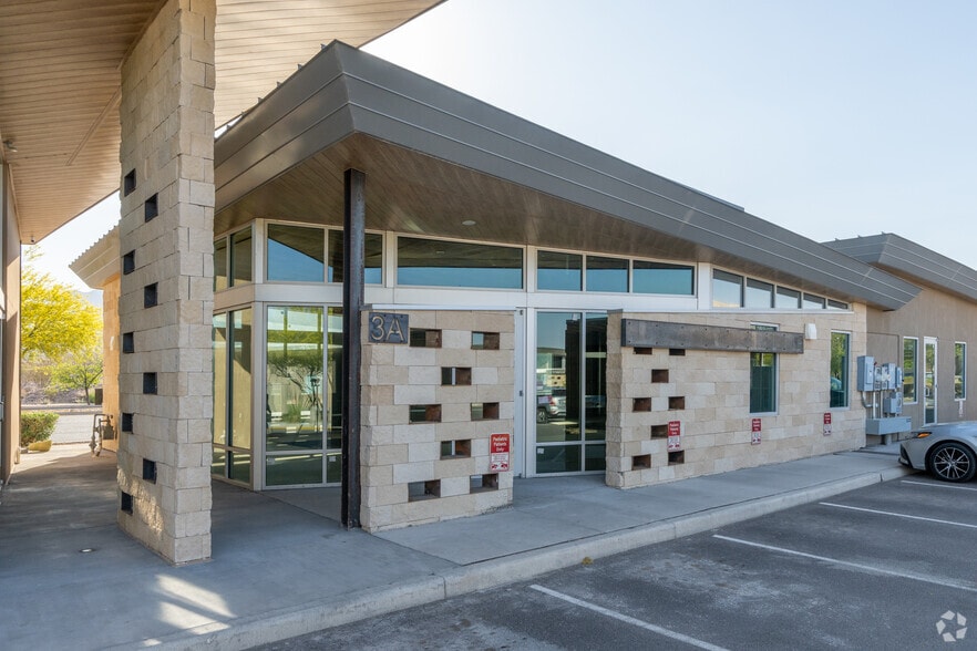 6301 Northern Pass Dr, El Paso, TX for sale - Building Photo - Image 3 of 20