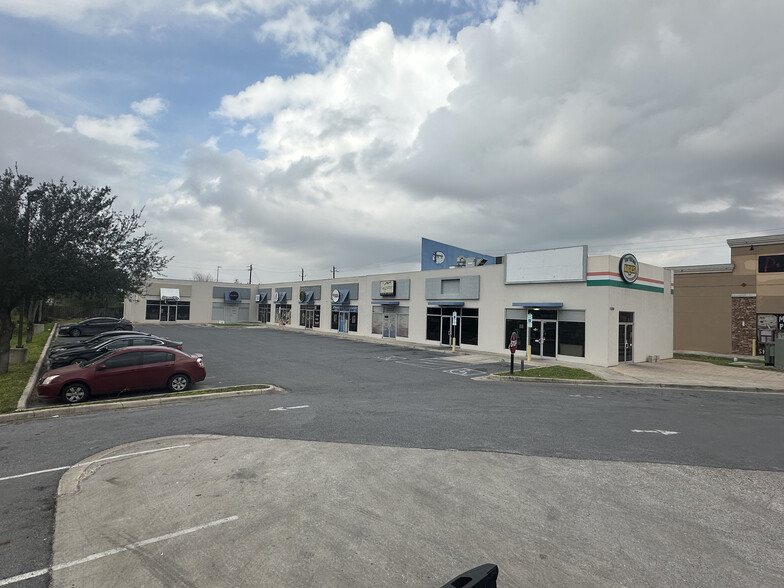 1328 S Jackson Rd, McAllen, TX for lease - Building Photo - Image 1 of 5