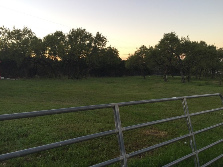 2401 W Whitestone Blvd, Cedar Park, TX for sale - Building Photo - Image 3 of 28