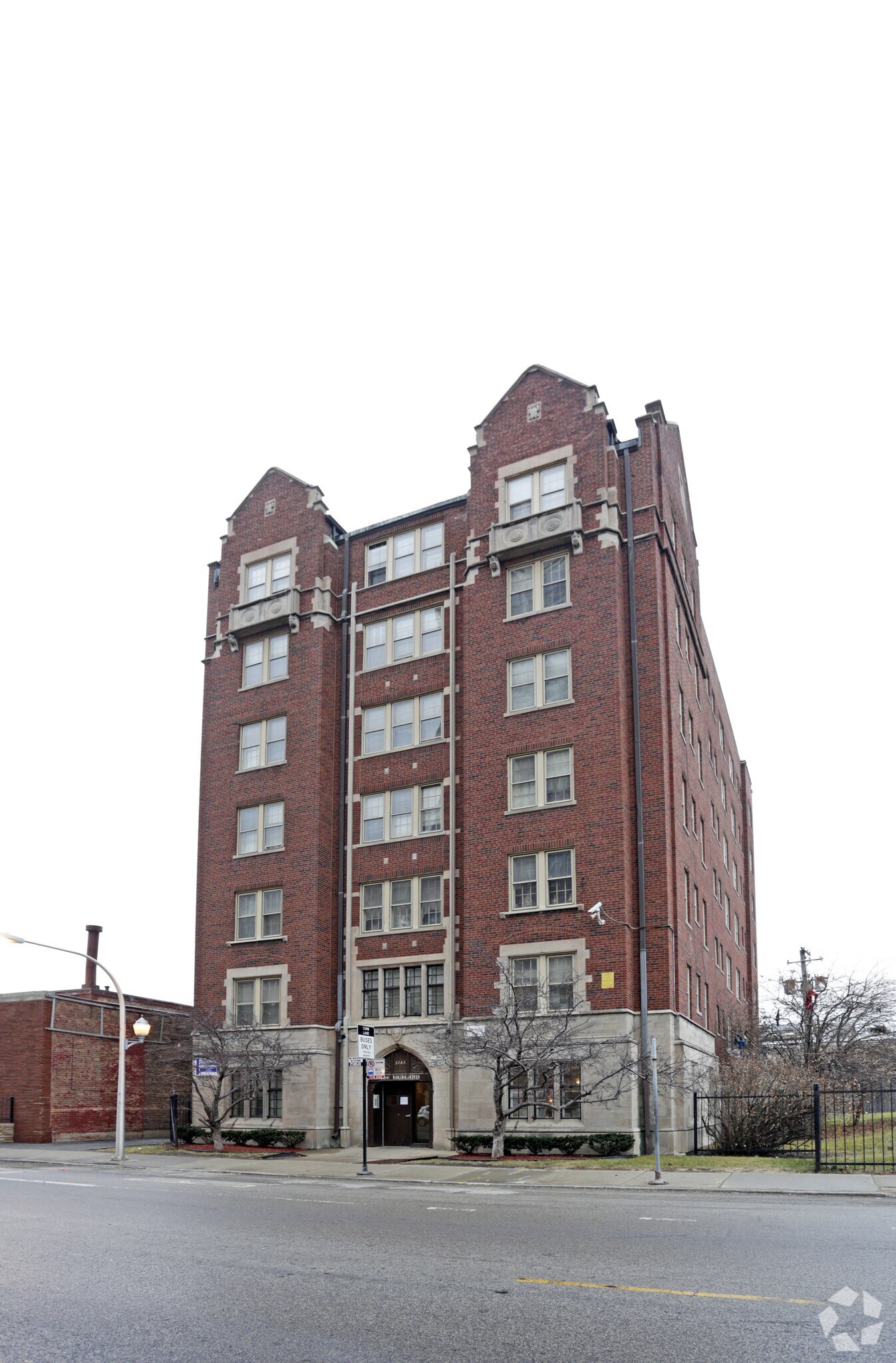 7147 S Jeffery Blvd, Chicago, IL for sale Primary Photo- Image 1 of 4