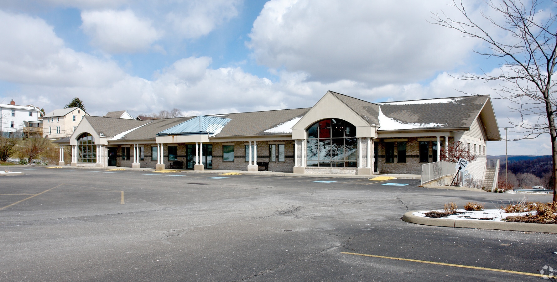 2315 Sunset Blvd, Steubenville, OH 43952