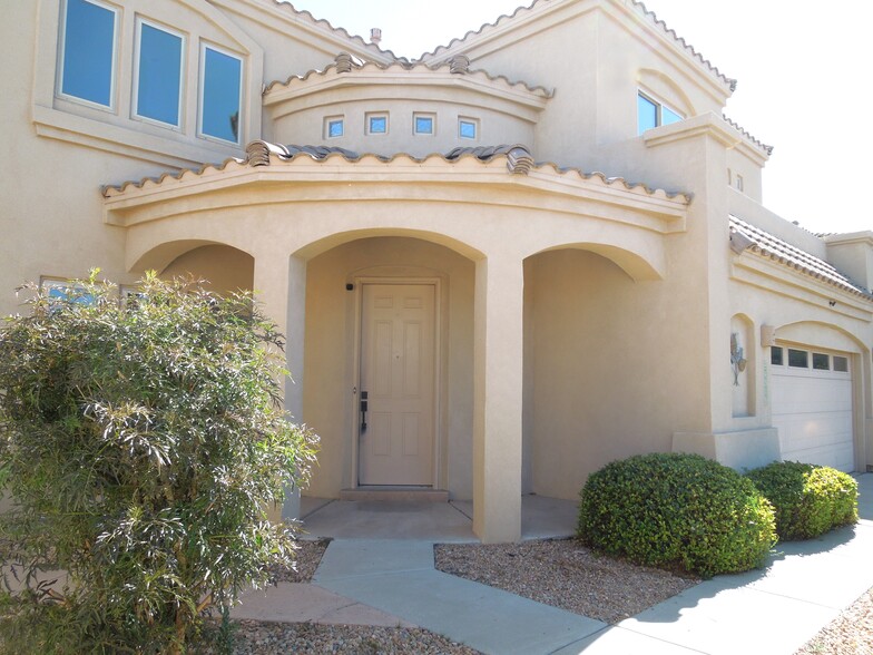 4316 Beresford Ln NW, Albuquerque, NM for sale - Building Photo - Image 3 of 32