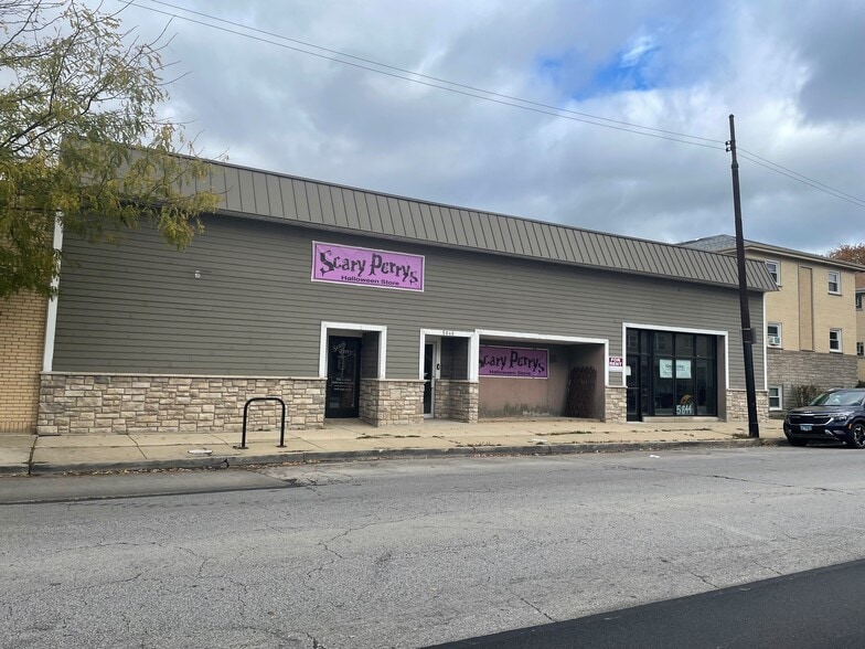 5844-5848 W Montrose Ave, Chicago, IL for sale - Building Photo - Image 1 of 15