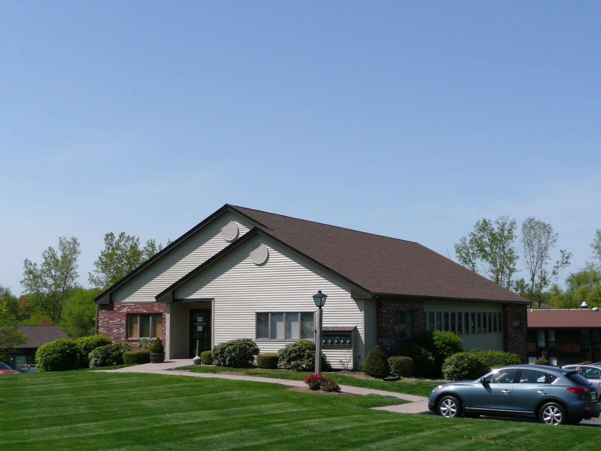 152 Deming St, South Windsor, CT 06074