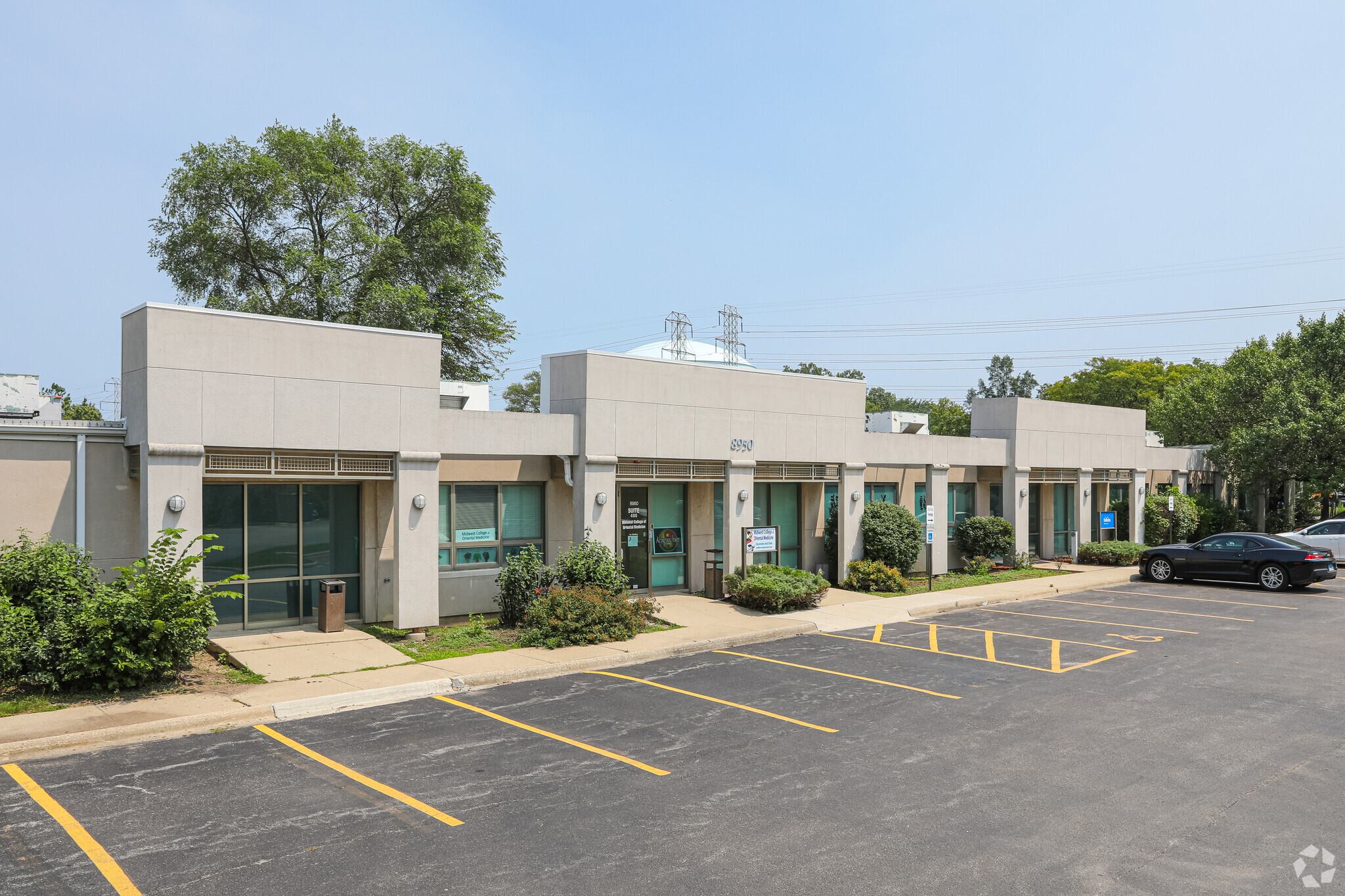 8950 Gross Point Rd, Skokie, IL for sale Primary Photo- Image 1 of 1