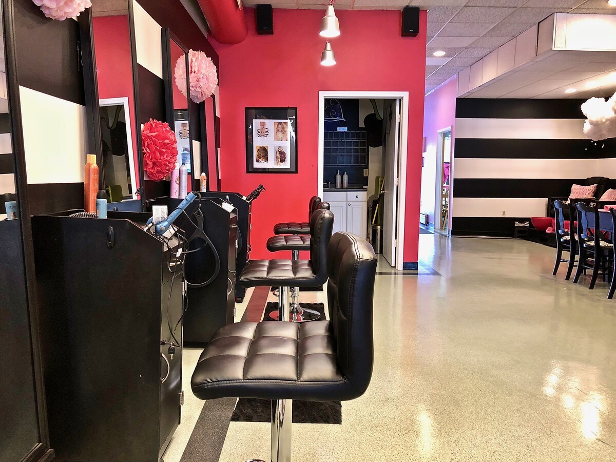 56 Washington Ave, Endicott, NY 13760