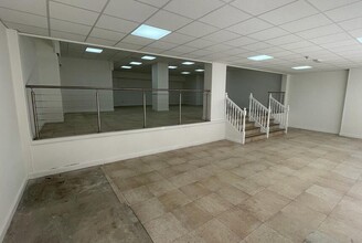 Market Pl, Tamworth for lease Interior Photo- Image 2 of 5