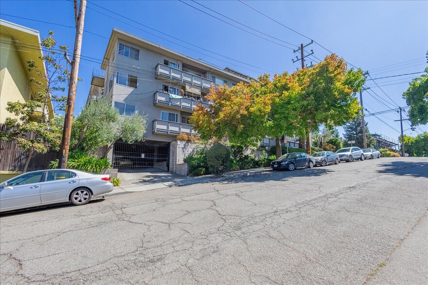 555 Oakland Ave, Oakland, CA for sale - Building Photo - Image 3 of 21