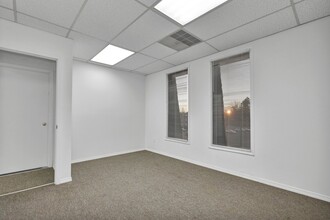 3721 W Michigan Ave, Lansing, MI for lease Interior Photo- Image 2 of 5