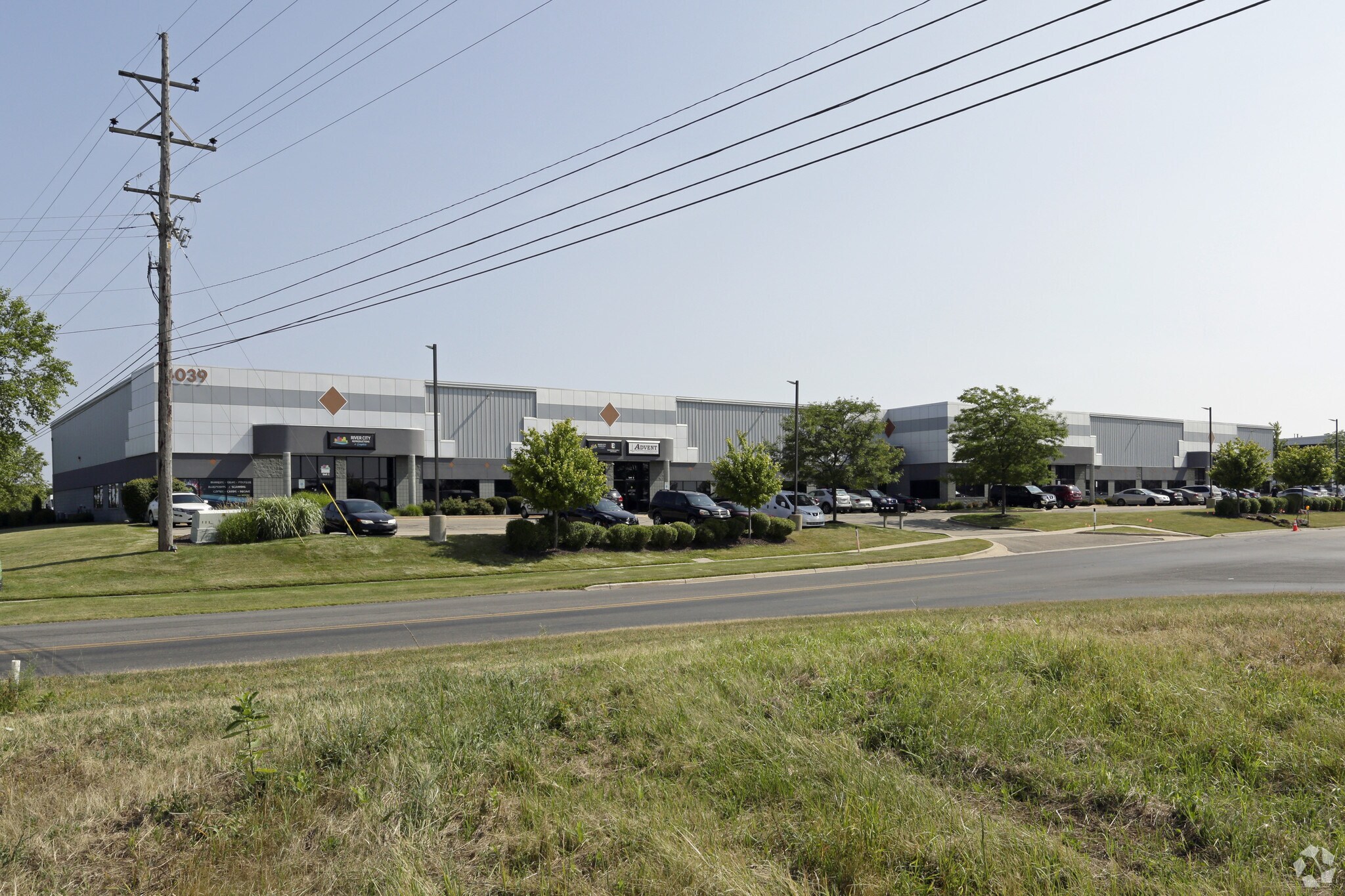 4039 40th St SE, Grand Rapids, MI for sale Primary Photo- Image 1 of 1