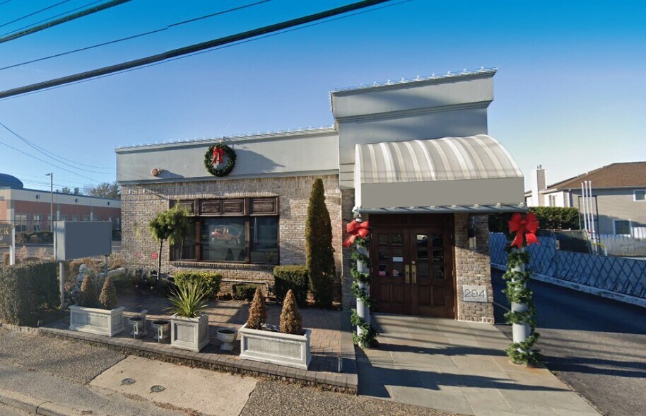 294 N Broadway, Hicksville, NY for sale - Building Photo - Image 1 of 1
