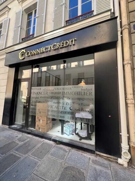 Office in Paris for lease - Building Photo - Image 1 of 2