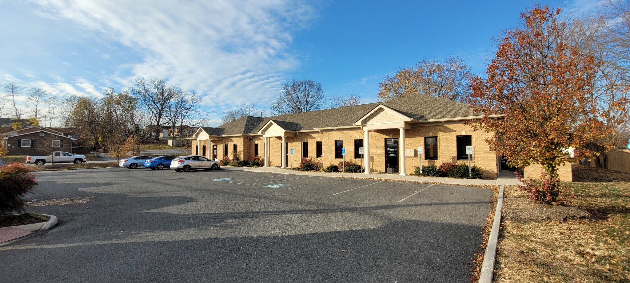 1100-1122 N Shenandoah Ave, Front Royal, VA for sale Building Photo- Image 1 of 1