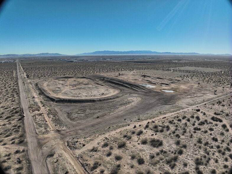 8687 Rancho Rd, Adelanto, CA for sale - Matterport Community - Image 3 of 16
