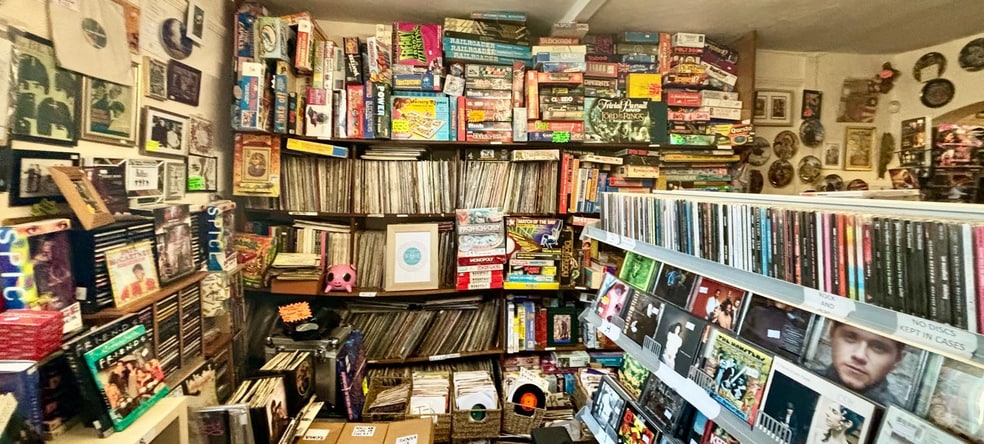 14 Wrexham St, Mold for sale - Interior Photo - Image 3 of 4