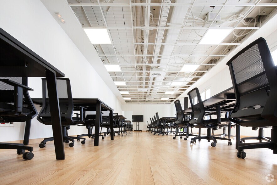 Calle Carrera San Jerónimo, 17, Madrid, Madrid for lease - Building Photo - Image 1 of 11