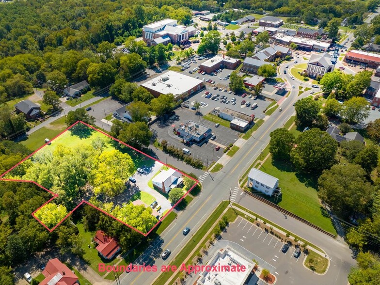 140 East St, Pittsboro, NC for sale - Building Photo - Image 2 of 15