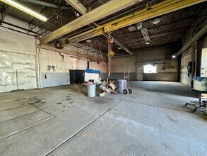 1712 Central Ave, Kearney, NE for lease Interior Photo- Image 2 of 2