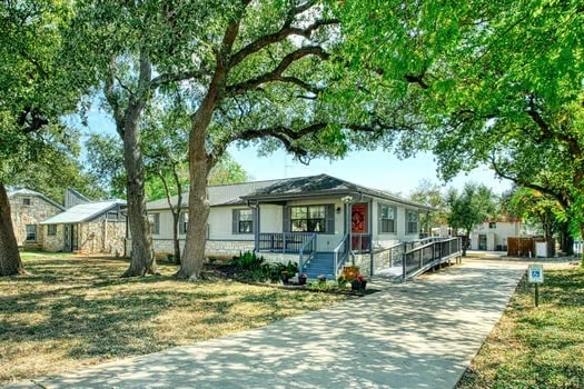 403 W Anderson Ave, Round Rock, TX for sale - Building Photo - Image 3 of 22
