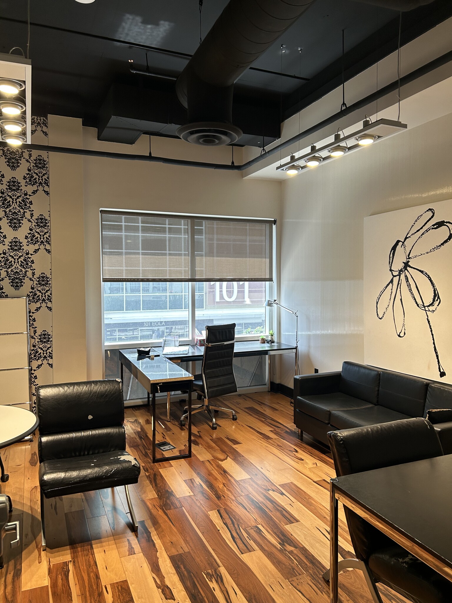 100 S Eola Dr, Orlando, FL for lease Interior Photo- Image 1 of 9