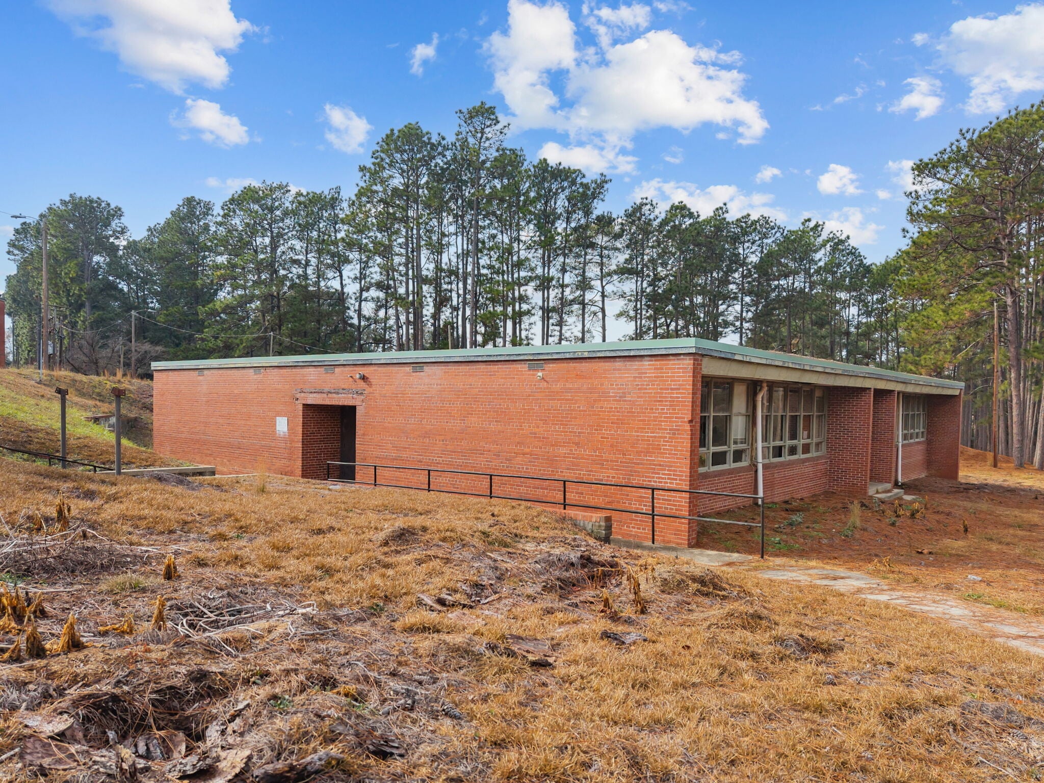 516 W Chapin Rd, Aberdeen, NC for sale Building Photo- Image 1 of 26