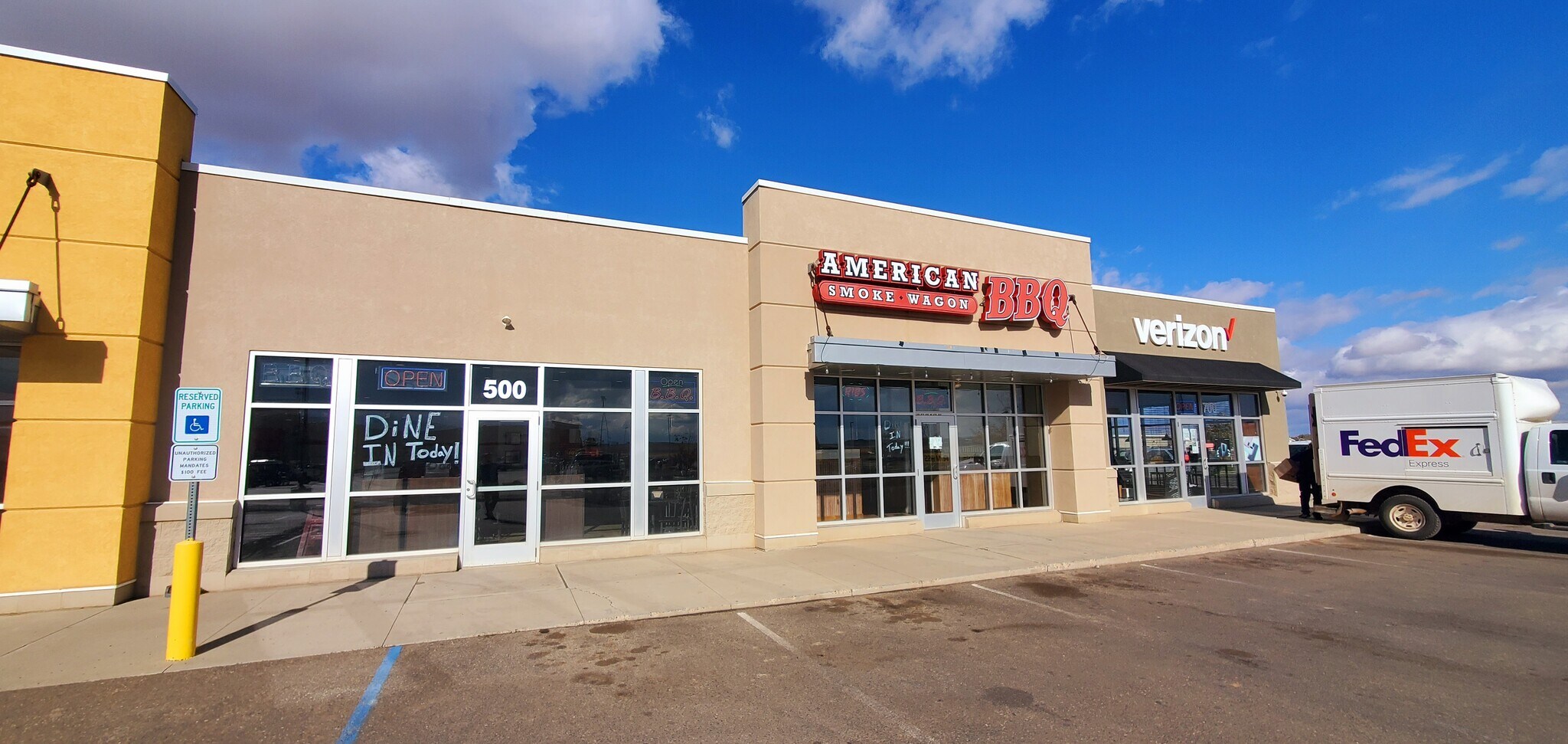 113 6th St SE, Watford City, ND 58854 Watford Plaza